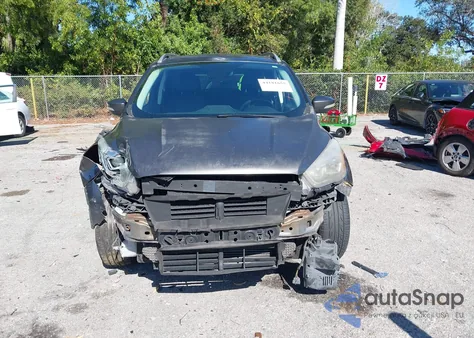 2017 Ford Escape Titanium из США, поврежденный, VIN 1FMCU0J9XHUB95443